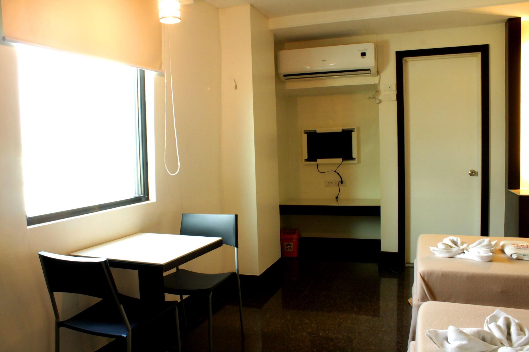 Vista Hotel Cubao Quezon City Zewnętrze zdjęcie