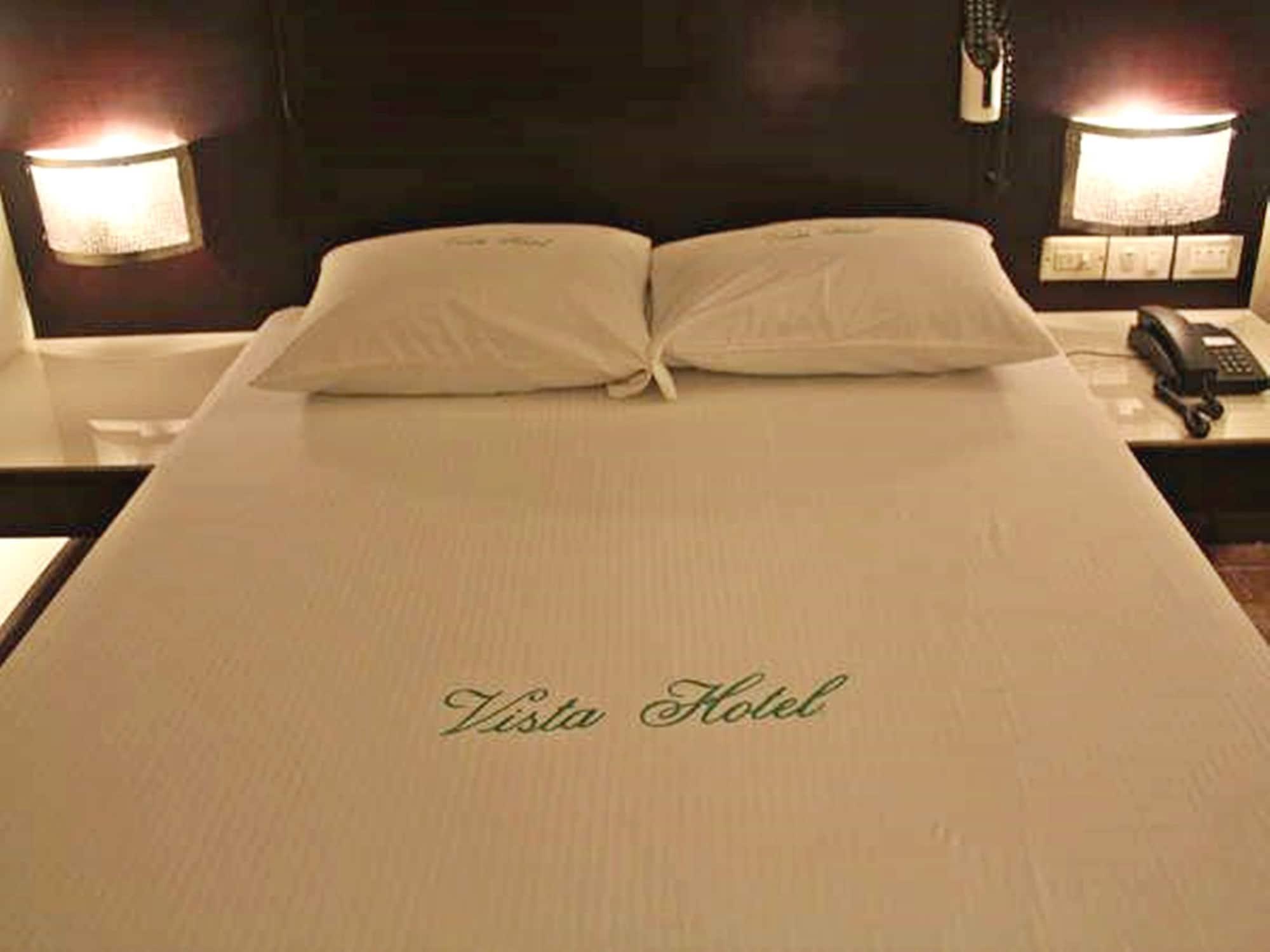 Vista Hotel Cubao Quezon City Zewnętrze zdjęcie