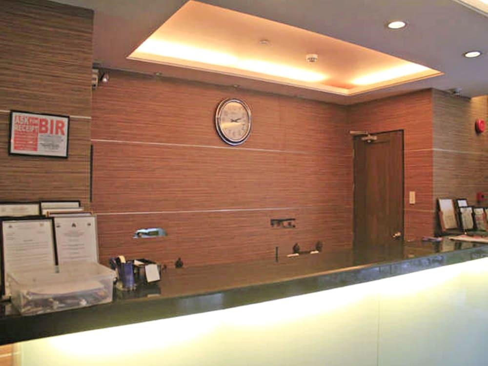Vista Hotel Cubao Quezon City Zewnętrze zdjęcie