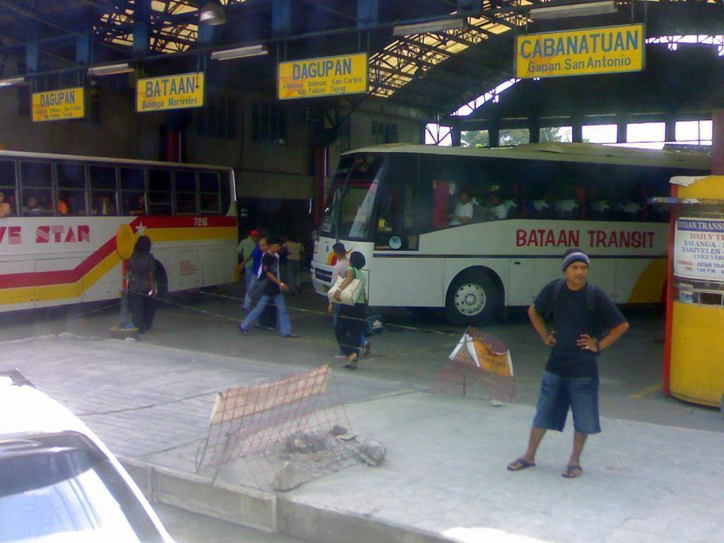 Vista Hotel Cubao Quezon City Zewnętrze zdjęcie