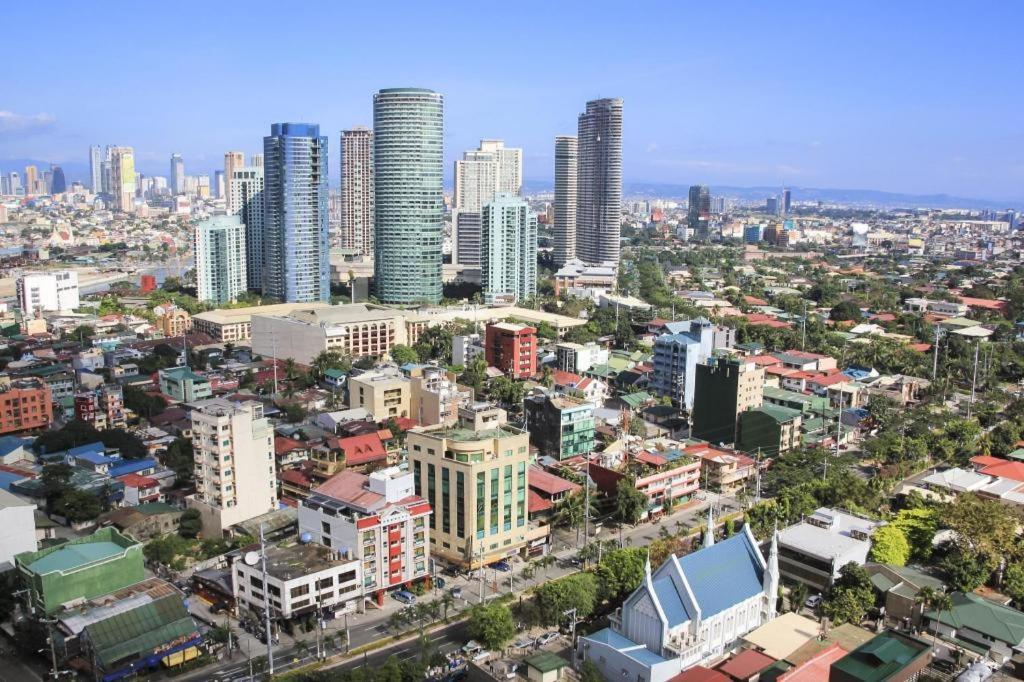 Vista Hotel Cubao Quezon City Zewnętrze zdjęcie