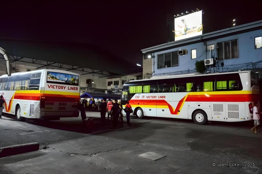 Vista Hotel Cubao Quezon City Zewnętrze zdjęcie