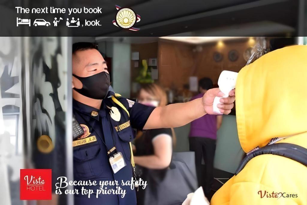 Vista Hotel Cubao Quezon City Zewnętrze zdjęcie