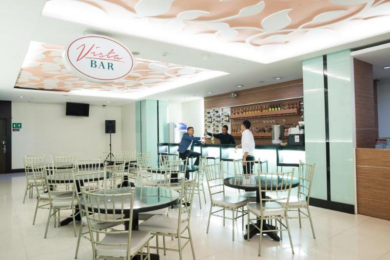 Vista Hotel Cubao Quezon City Zewnętrze zdjęcie